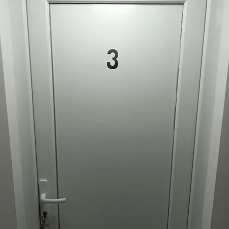 Garfield Family 2 Apartment