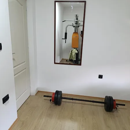 Garfield Family 2 Apartment